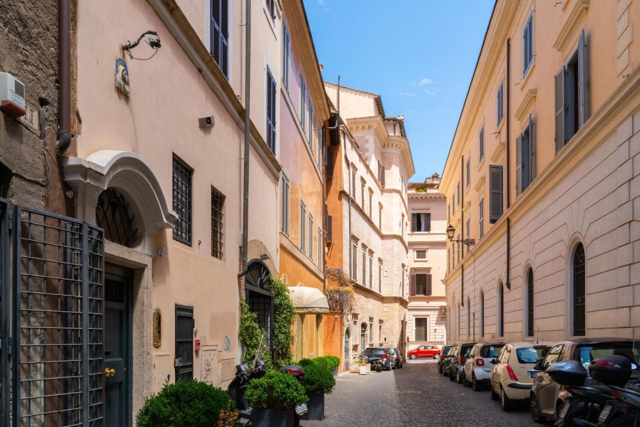 Domus Quiritum Charming, Appartamento D'Epoca A Campo De' Fiori Rome Luaran gambar